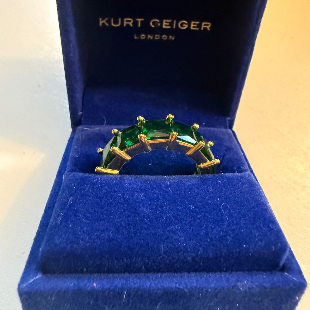 Kurt Geiger Gold-Toned Ring with Emerald Green Stones - Picture 3 of 8